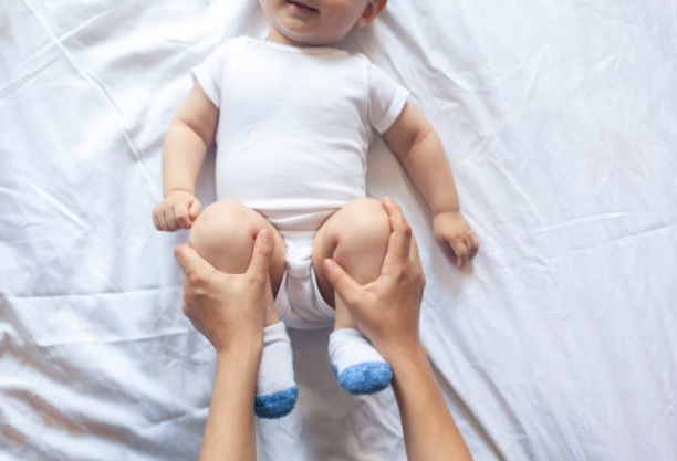 Illustration accompanying baby digestion care questions